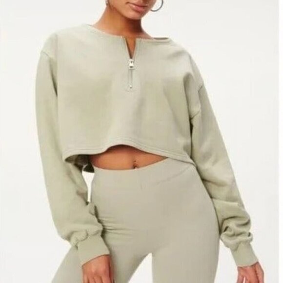 NWT Good American Essentials Green Collarless Half Zip Sweatshirt - Size 2 (M) - Picture 1 of 8